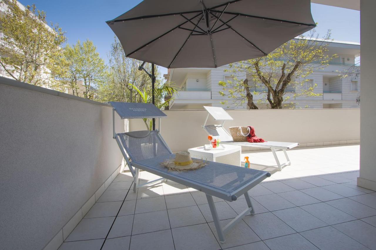 Residence Armony Misano Adriatico Buitenkant foto