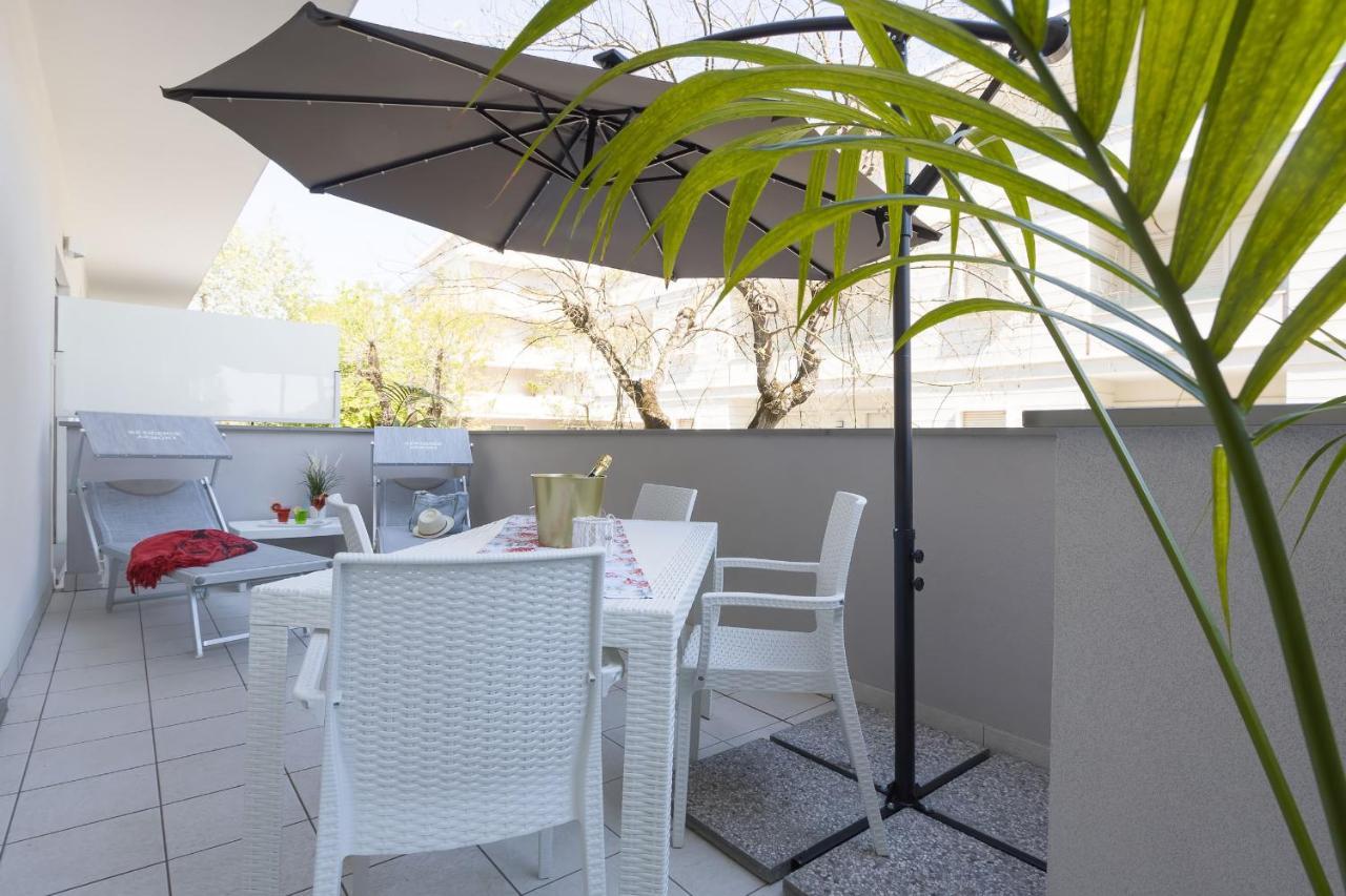 Residence Armony Misano Adriatico Buitenkant foto