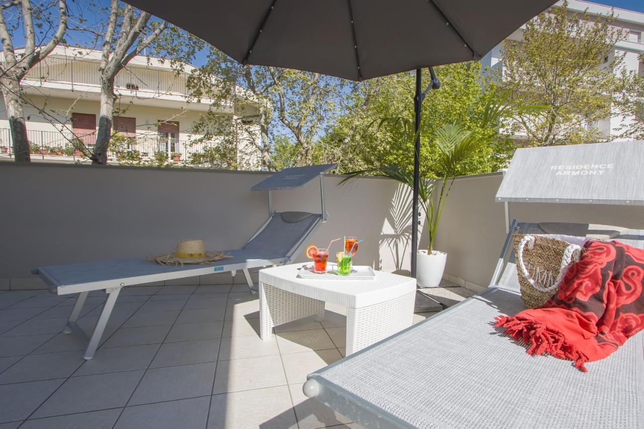 Residence Armony Misano Adriatico Buitenkant foto