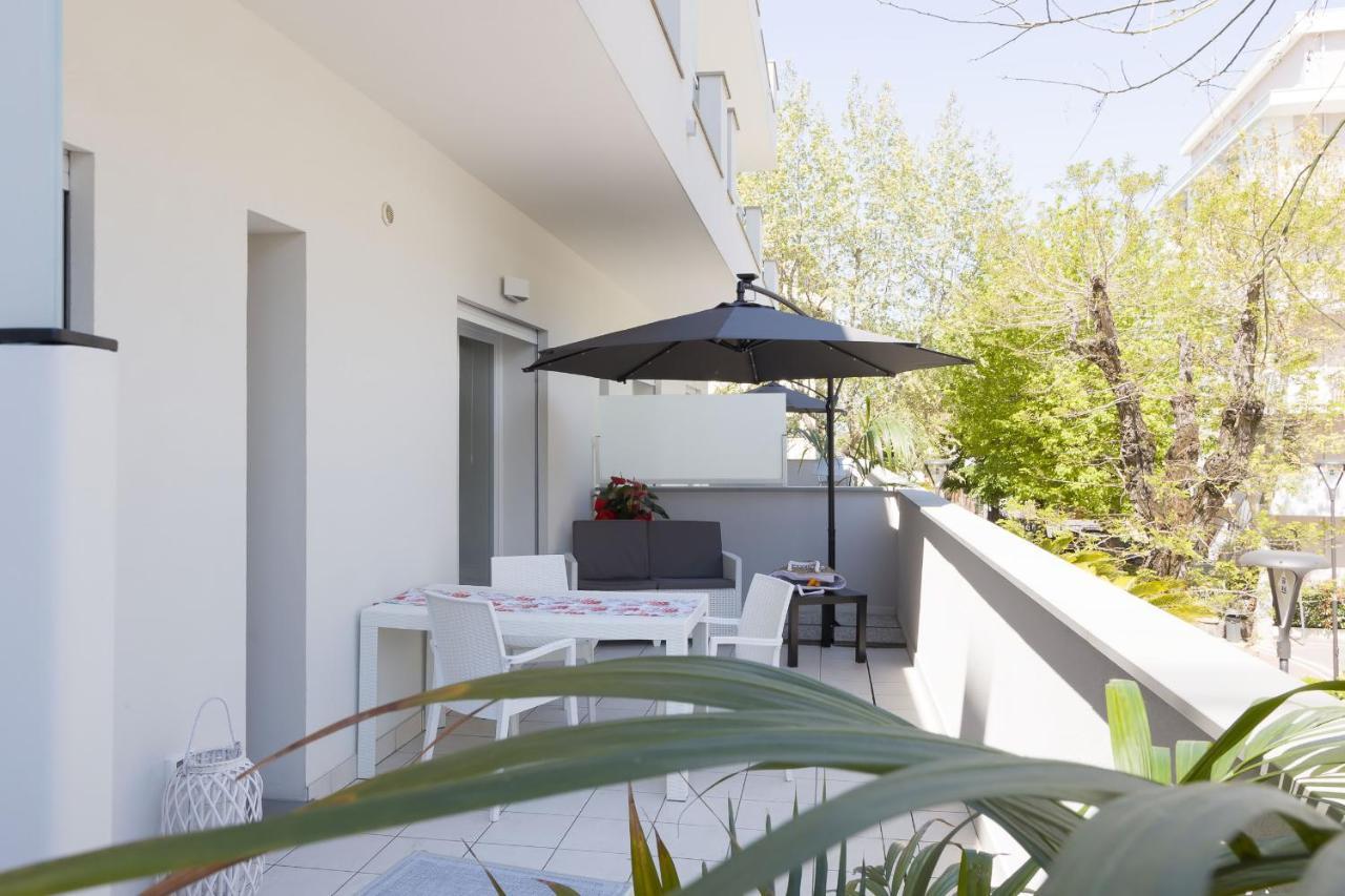 Residence Armony Misano Adriatico Buitenkant foto