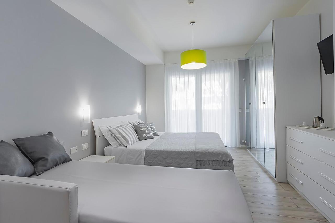 Residence Armony Misano Adriatico Buitenkant foto