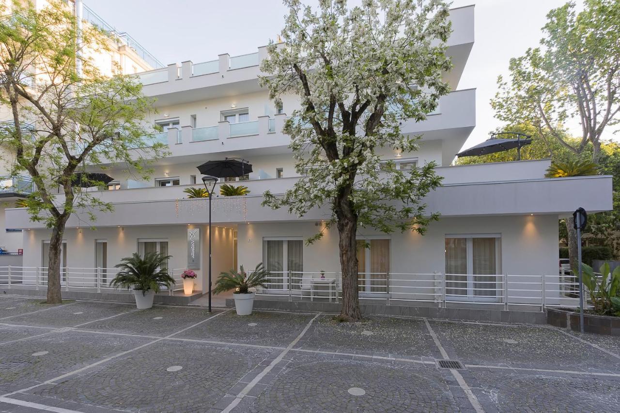 Residence Armony Misano Adriatico Buitenkant foto