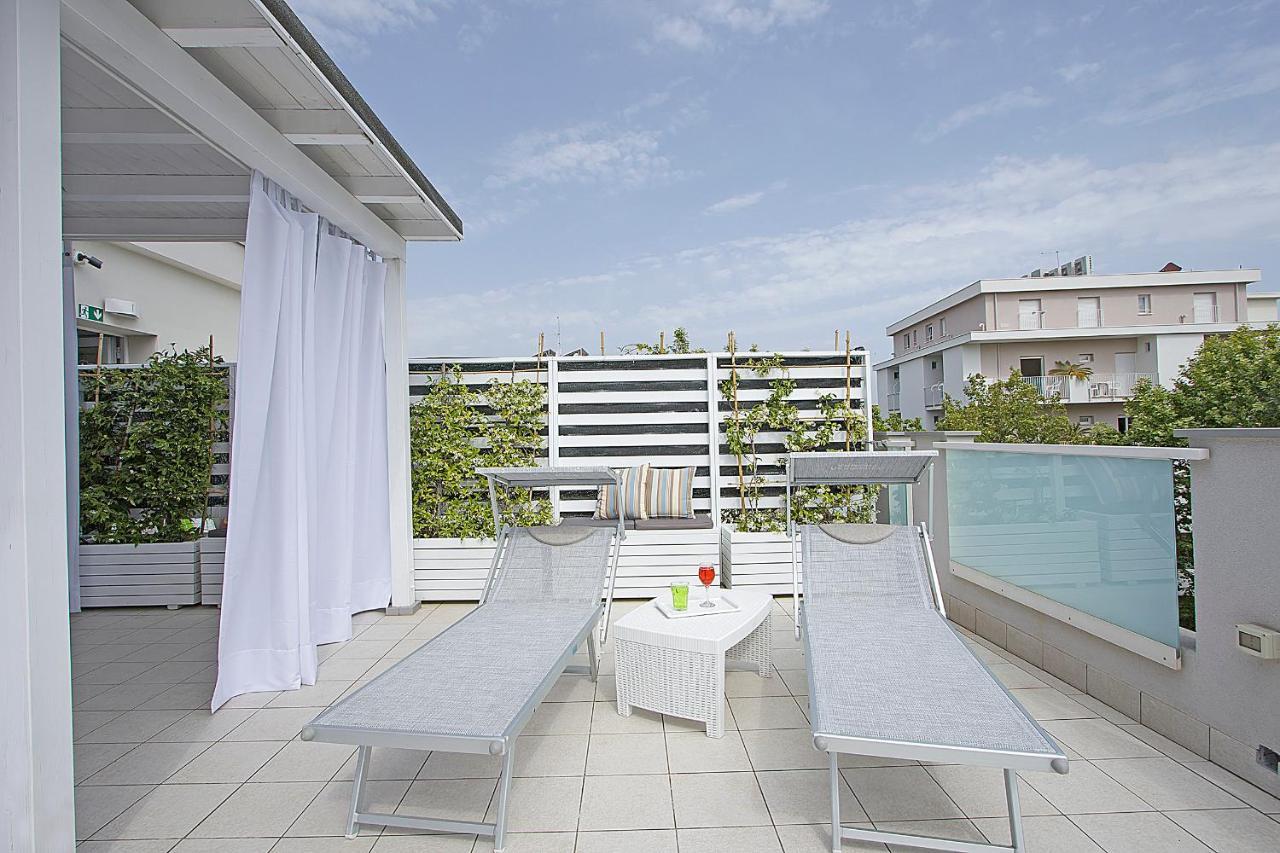 Residence Armony Misano Adriatico Buitenkant foto