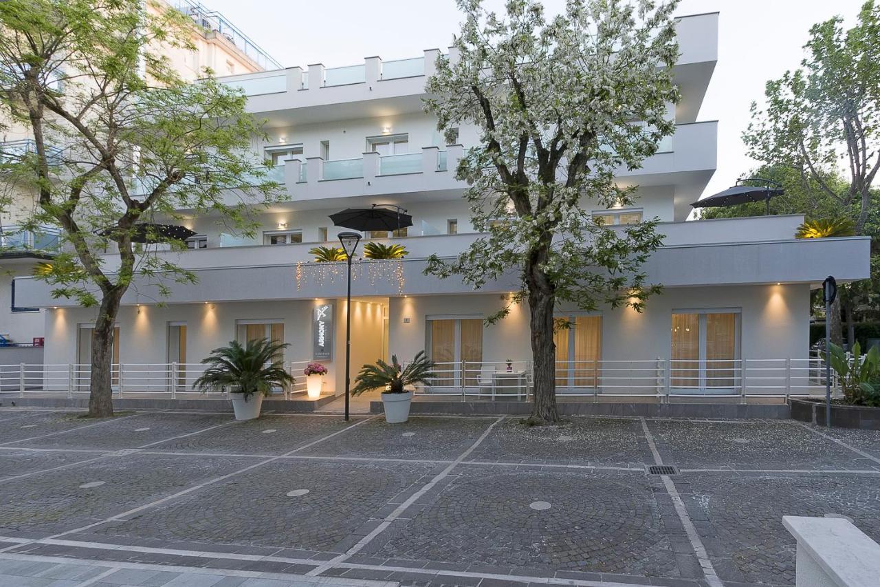 Residence Armony Misano Adriatico Buitenkant foto