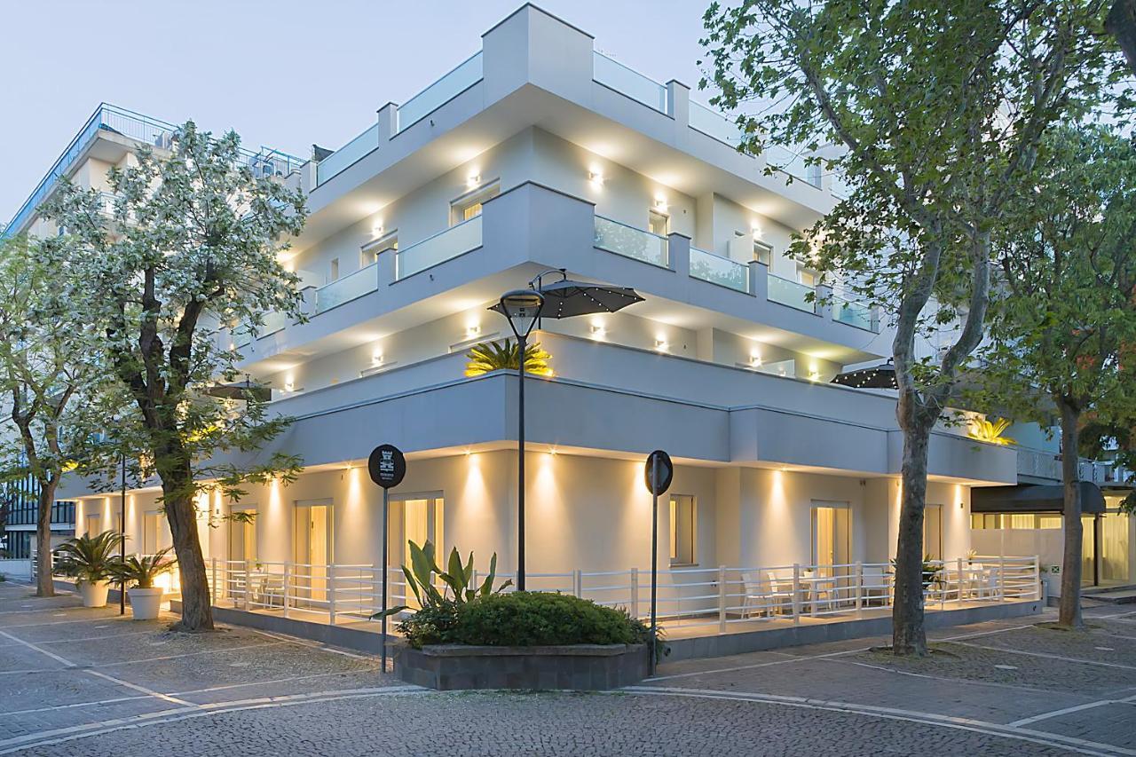 Residence Armony Misano Adriatico Buitenkant foto